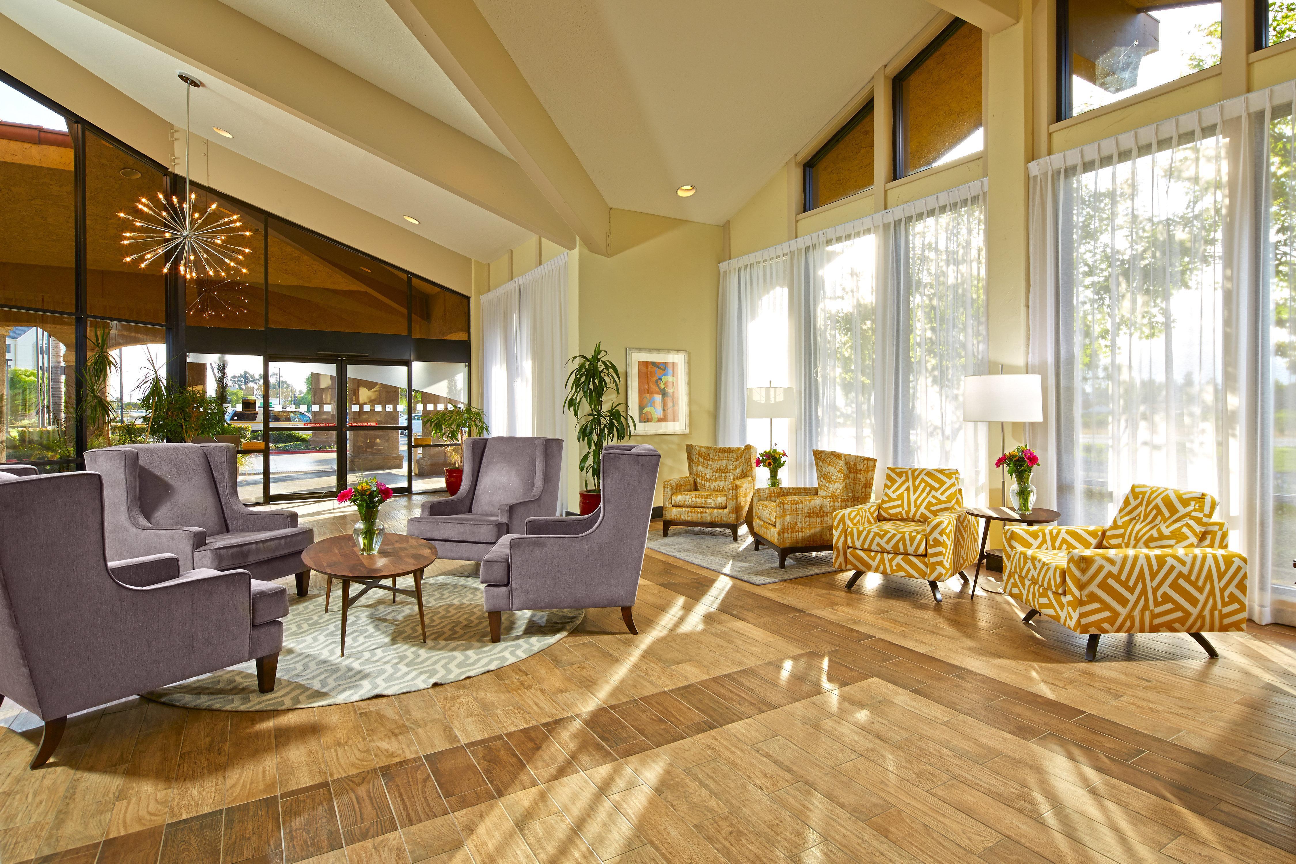 Holiday Inn Hotel&Suites Santa Maria, an IHG Hotel Bagian luar foto