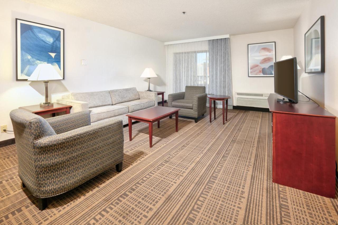 Holiday Inn Hotel&Suites Santa Maria, an IHG Hotel Bagian luar foto