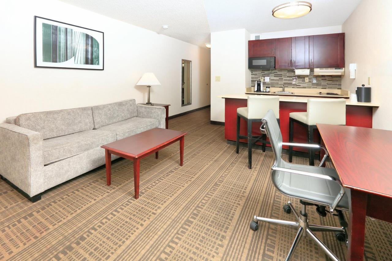 Holiday Inn Hotel&Suites Santa Maria, an IHG Hotel Bagian luar foto
