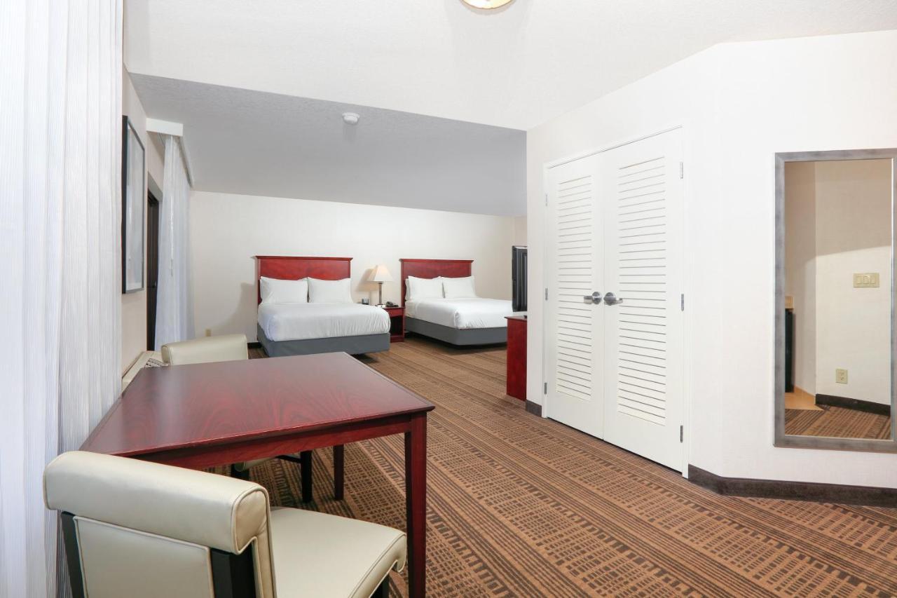 Holiday Inn Hotel&Suites Santa Maria, an IHG Hotel Bagian luar foto